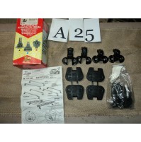 A25 - KIT ATTACCHI PORTABAGAGLI PORTAPACCHI MERCEDES 190 200 - W201 W124