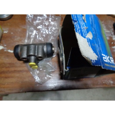 A820AN - CILINDRETTO FRENI POSTERIORE 90230 53401-56B00 SUZUKI VITARA 1.6