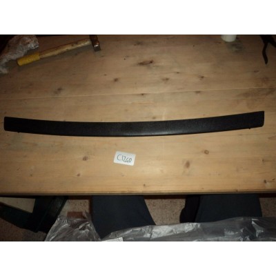 C1240 - CORNICE MASCHERINA FORD FIESTA 89 - 95