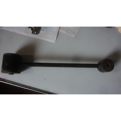C702 XX - BRACCIO SOSPENSIONE TIRANTE ROVER 31G5840 BIELLETTA