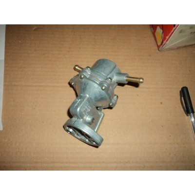 D246 - POMPA BENZINA CARBURANTE FUEL PUMP - BMW 1800 2000 BCD1717