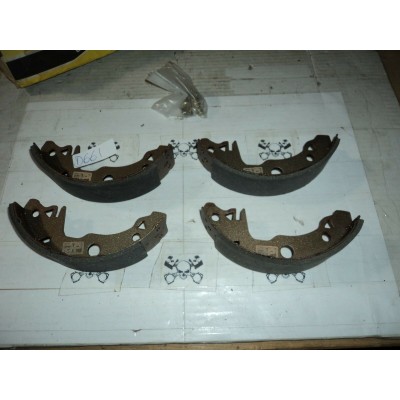 D661 - KIT SERIE GANASCE FRENO CITROEN LNA