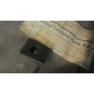 E1028 XX - GHF713 - Clip mini doppia spira 10 MG MGB MIDGET INNOCENTI MINI