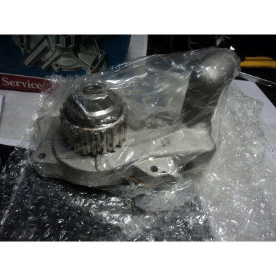 E2149 - POMPA ACQUA WATER PUMP VKPC84207 FORD FIESTA XR2 ESCORT RS XR3i TURBO SI