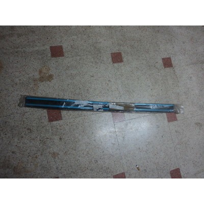 F154 - MODANATURA FORD ESCORT ANTERIORE SINISTRA SX 95AB A20939ABZCAC