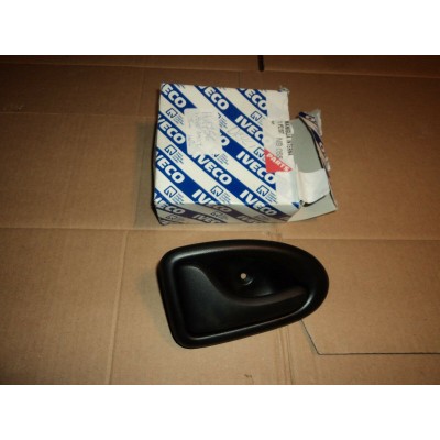 F785 - SOTTO MANIGLIA IVECO SINISTRA INTERNA 500314227