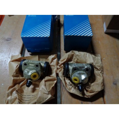 M10343 - COPPIA CILINDRETTI FRENO 212304B RENAULT 21 R21