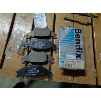 M10415 - KIT SET SERIE PATTINI PASTICCHE FRENI 342315 VW POLO GOLF JETTA ANT