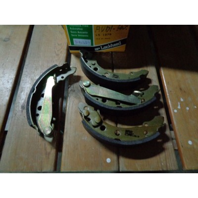 M10429 - KIT GANASCE FRENI LS1276 AUDI 80 VW GOLF PASSAT SCIROCCO