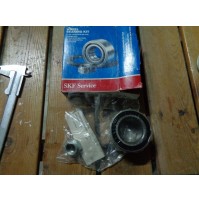 M10675 - SKF VKBA576 CUSCINETTO RUOTA VW AUDI 80 PASSAT