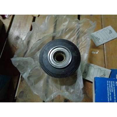 M1083P - SKF VKBA1304 MOZZO CUSCINETTO RUOTA ALFA FIAT LANCIA CROMA THEMA 164-0