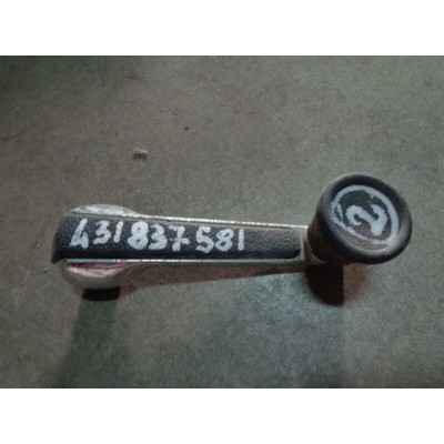 M3203T XX - MANIGLIA ALZAVETRO ALZACRISTALLO 431837581 AUDI 80 MK1-0
