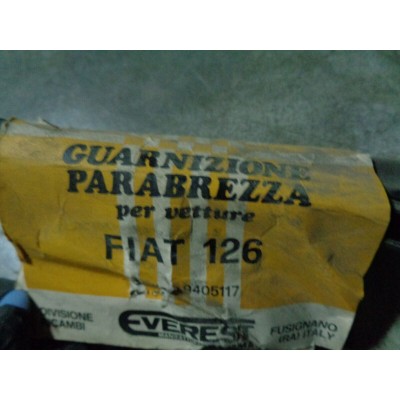 M4286 XX - GUARNIZIONE PARABREZZA FIAT 126 9405117-0