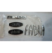 M476 XX - KIT LOGO FREGIO EMBLEMA EMBLEM STEMMA SKODA FABIA 