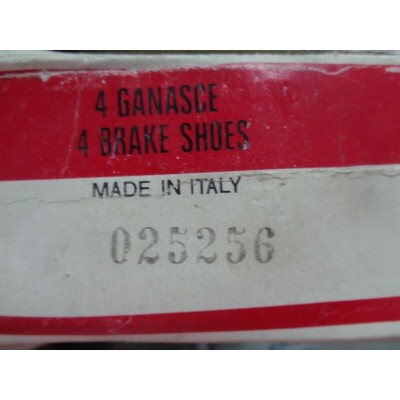 M5217 XX - GANASCE FRENI VW GOLF 1000-0
