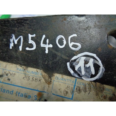 M5406 XX - STAFFA SUPPORTO CAVALLOTTO BALESTRA LAND ROVER DEFENDER 88 109-2