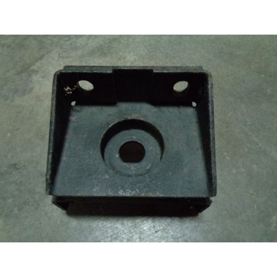 M5585 XX - STAFFA SUPPORTO ORIGINALE BRITISH LEYLAND