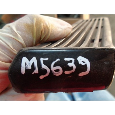 M5639 XX - COPPIA PLASTICHE PRESA ARIA INNOCENTI MINI BERTONE LATERALI-0