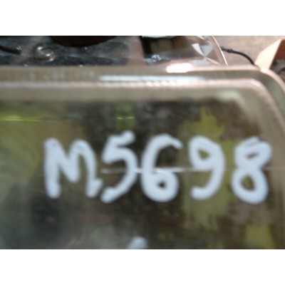 M5698 XX - FANALINO FENDINEBBIA CARELLO 06620700 FIAT RITMO (PARABOLA ROVINATA)-0