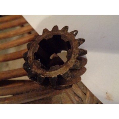 M6110 XX - 34502395 22A399 PIGNONE INGRANAGGIO DIFFERENZIALE INNOCENTI MINI-0