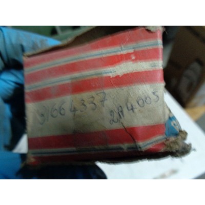 M7472 XX -  AUSTIN A40 TOP TRUNIONS 2A4005 MG MIDGET AUSTIN HEALEY SPRITE-0