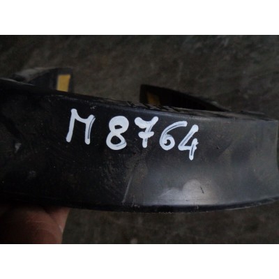 M8764 XX - PROTEZIONE IN GOMMA PARAFANGO ANTERIORE LAMBRETTA VESPA ECC FAR-2