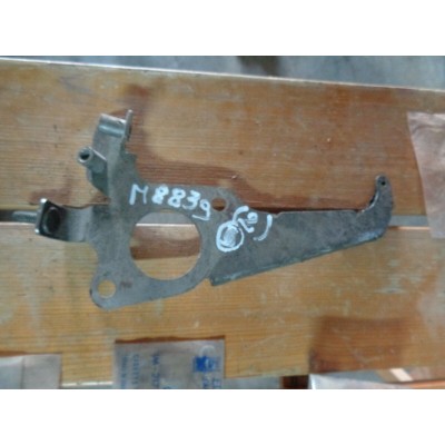 M8839 XX - STAFFA SUPPORTO CARBURATORE INNOCENTI MINI