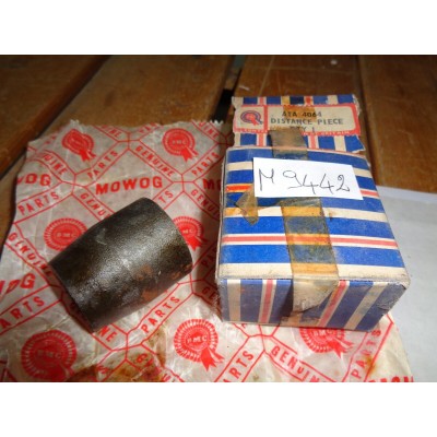 M9442 XX - ATA4064 BOCCOLA ORIGINALE BRITISH LEYLAND BMC-1