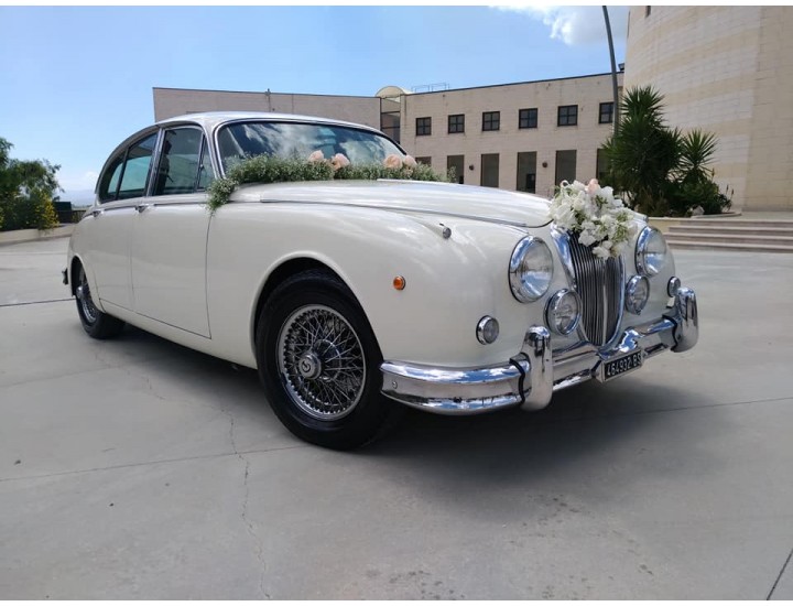 daimler 250v8