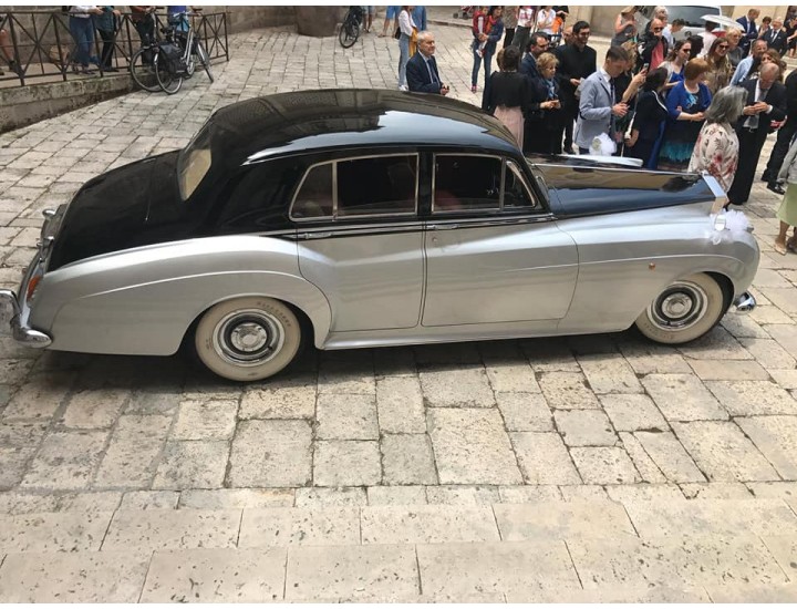 rolls royce silver cloud